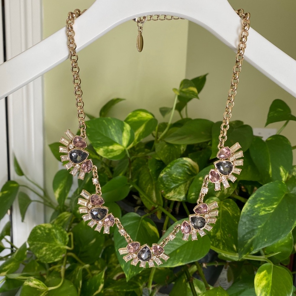 Ann Taylor Vintage Short Pink Crystal Necklace